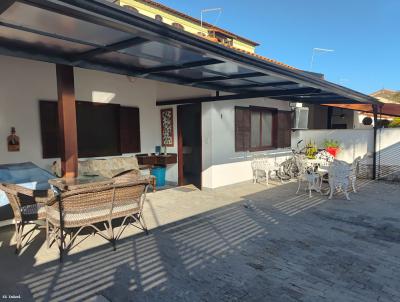 Casa em Condom�nio para Loca��o, em Saquarema, bairro Ita�na, 3 dormit�rios, 2 banheiros, 1 su�te, 1 vaga