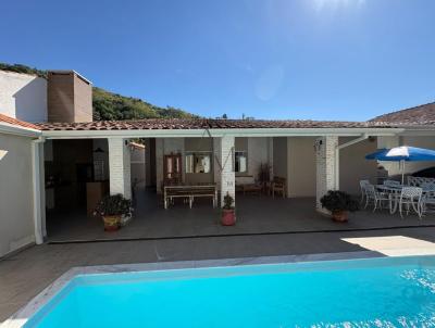 Casa para Venda, em S�o Sebasti�o, bairro Portal da Olaria, 4 dormit�rios, 4 banheiros, 2 su�tes, 4 vagas