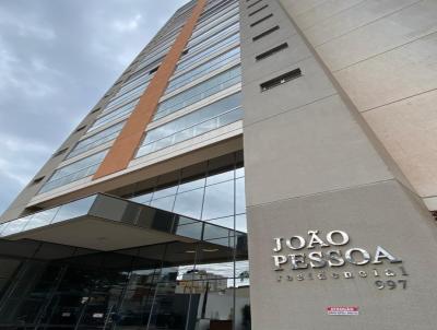 Apartamento para Venda, em Apucarana, bairro , 3 dormit�rios, 6 banheiros, 3 su�tes, 3 vagas