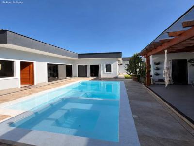 Casa para Venda, em Rio das Ostras, bairro Alphaville, 4 dormit�rios, 5 banheiros, 2 su�tes, 4 vagas