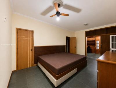 Casa para Venda, em Nova Igua�u, bairro Centro, 4 dormit�rios, 5 banheiros, 4 su�tes, 2 vagas