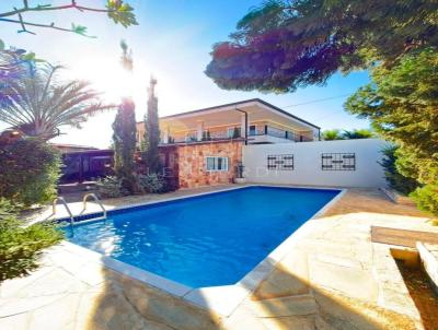 Casa para Venda, em Caldas Novas, bairro TURISTA 2, 4 dormit�rios, 3 banheiros, 1 su�te, 3 vagas