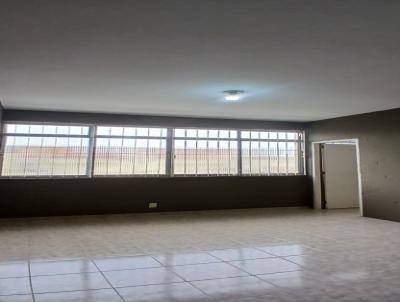 Casa para Loca��o, em Rio de Janeiro, bairro Iraj�, 3 dormit�rios, 1 banheiro, 1 vaga