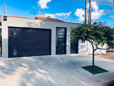 Casa para Venda, em Cianorte, bairro Zona 03, 4 dormit�rios, 2 banheiros, 1 su�te, 1 vaga