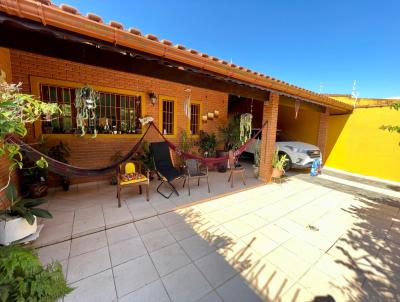 Casa para Venda, em Itanha�m, bairro Nova Itanha�m, 2 dormit�rios, 2 banheiros, 1 su�te, 3 vagas