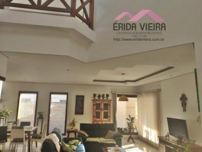 Casa em Condom�nio para Loca��o, em Pindamonhangaba, bairro Condominio Residencial Real Ville, 3 dormit�rios, 4 banheiros, 2 su�tes, 2 vagas