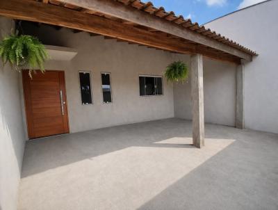 Casa para Venda, em Caraguatatuba, bairro Perequ�, 2 dormit�rios, 1 banheiro, 1 su�te, 2 vagas
