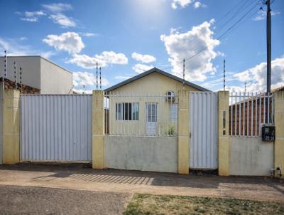 Casa para Venda, em Lucas do Rio Verde, bairro Bairro vida nova, 2 dormit�rios, 1 banheiro, 2 vagas