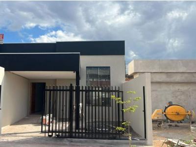 Casa Geminada para Venda, em Londrina, bairro Jardim Montecatini, 3 dormit�rios, 2 banheiros, 1 su�te, 1 vaga