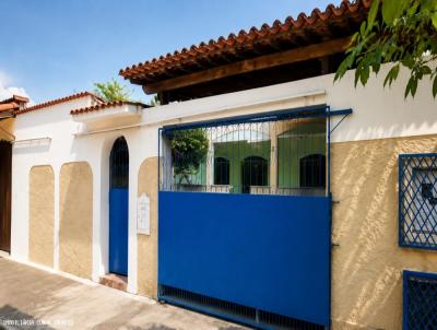 Casas 3 e 4 Quartos para Venda, em Serop�dica, bairro Fazenda Caxias