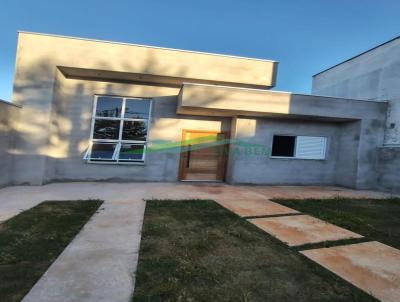 Casa para Venda, em Boituva, bairro Portal Ville Jardins, 2 dormit�rios, 1 banheiro, 2 su�tes, 2 vagas