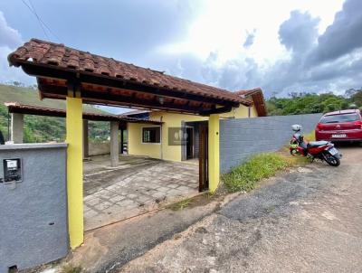 Casa para Venda, em Teres�polis, bairro Pessegueiros, 3 dormit�rios, 2 banheiros, 3 vagas