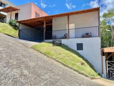 Casa em Condom�nio para Venda, em Teres�polis, bairro Albuquerque, 2 dormit�rios, 1 banheiro, 2 vagas