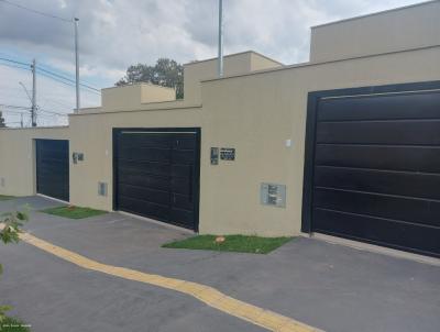 Casas 2 Quartos para Venda, em Goi�nia, bairro Santo Hil�rio, 2 dormit�rios, 2 banheiros, 1 su�te, 2 vagas