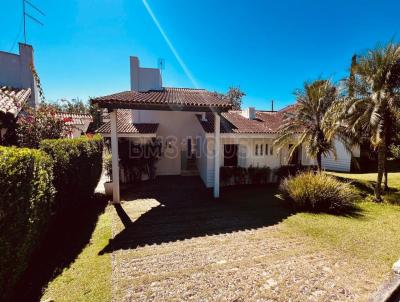 Casa para Venda, em Carapicu�ba, bairro Granja Santa Maria, 3 dormit�rios, 5 banheiros, 2 su�tes, 4 vagas