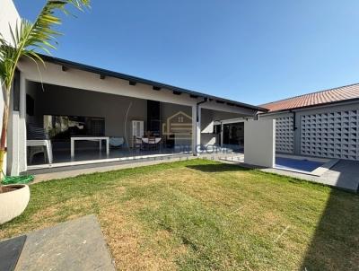 Casa para Venda, em Caldas Novas, bairro Vila S�o Jos�, 3 dormit�rios, 3 banheiros, 3 su�tes, 4 vagas