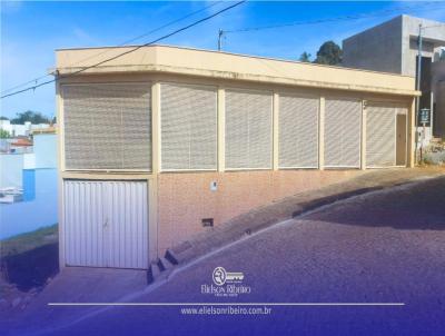 Casa para Venda, em Campo Belo, bairro Bela Vista, 3 dormit�rios, 2 banheiros, 1 su�te, 4 vagas