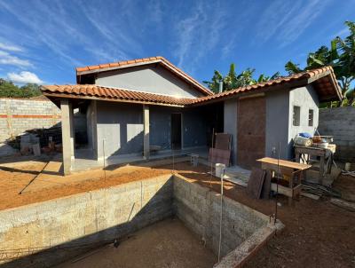 Casa para Venda, em Mairinque, bairro , 2 dormit�rios, 2 banheiros, 2 vagas