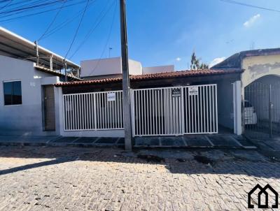 Casa para Venda, em Formiga, bairro Vila Padre Remaclo, 3 dormit�rios, 2 banheiros, 1 su�te, 2 vagas