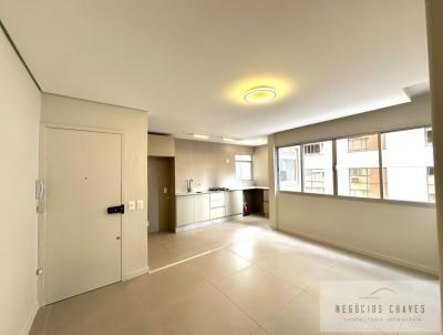 Apartamento para Venda, em Florian�polis, bairro Centro, 2 dormit�rios, 1 banheiro, 1 vaga