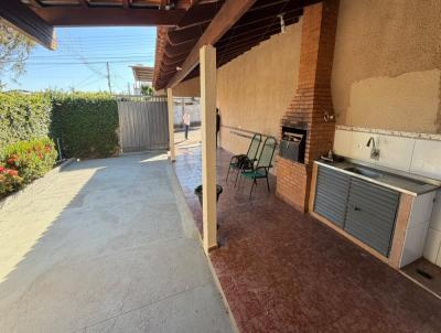Casa para Loca��o, em Presidente Venceslau, bairro Vila Senhor do Bonfim, 3 dormit�rios, 3 banheiros, 1 su�te