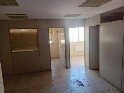 Comercial para Loca��o, em Nova Igua�u, bairro Centro, 2 banheiros