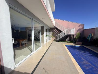 Casa para Venda, em S�o Sebasti�o do Para�so, bairro Jardim Mediterrane, 3 dormit�rios, 1 banheiro, 1 su�te, 2 vagas