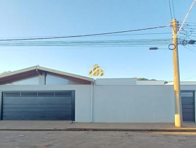 Casa para Loca��o, em C�ndido Mota, bairro Santa Clara II, 3 dormit�rios, 1 banheiro, 1 su�te, 3 vagas