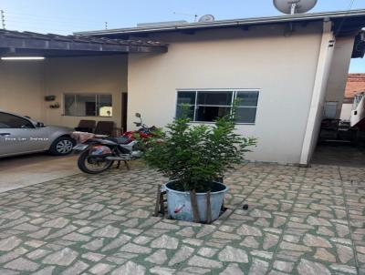 Casa para Venda, em An�polis, bairro Residencial Araguaia, 3 dormit�rios, 2 banheiros, 1 su�te, 2 vagas