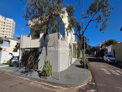 Casa para Venda, em Presidente Prudente, bairro Jardim Bongiovani, 3 dormit�rios, 5 banheiros, 3 su�tes, 2 vagas