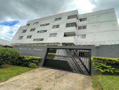 Apartamento para Loca��o, em An�polis, bairro Cidade Jardim, 3 dormit�rios, 1 banheiro, 1 su�te, 2 vagas