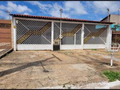 Casa para Venda, em Bras�lia, bairro Taguatinga, 5 dormit�rios, 4 banheiros, 4 vagas