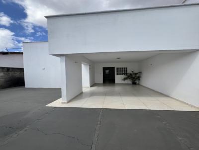 Casa para Venda, em Teresina, bairro Vale Quem Tem, 3 dormit�rios, 2 banheiros, 2 su�tes, 2 vagas