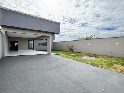 Casas 2 Quartos para Venda, em Aparecida de Goi�nia, bairro Parque Montreal, 2 dormit�rios, 2 banheiros, 1 su�te, 3 vagas