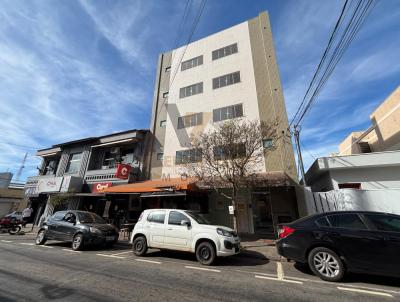 Apartamento para Loca��o, em Alfenas, bairro Centro, 2 dormit�rios, 2 su�tes