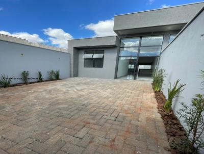 Casa para Venda, em Uberl�ndia, bairro Jardim Patr�cia, 2 dormit�rios, 2 banheiros, 1 su�te, 2 vagas