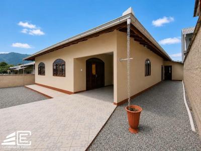 Casa para Venda, em Jaragu� do Sul, bairro Ilha da Figueira, 3 dormit�rios, 1 banheiro, 1 vaga