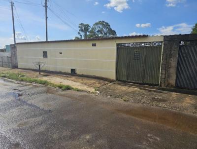Casa para Venda, em An�polis, bairro Vila S�o Joaquim, 2 dormit�rios, 1 banheiro, 2 vagas