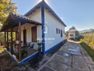 Ch�cara para Venda, em Oliveira, bairro Condom�nio Vista Linda, 2 dormit�rios, 1 banheiro, 2 su�tes