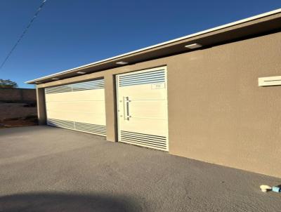 Casa para Venda, em Caldas Novas, bairro Jardim Jussara, 3 dormit�rios, 2 banheiros, 1 su�te