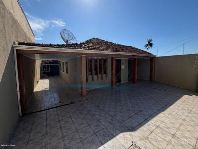 Casa para Loca��o, em Jaguaria�va, bairro JARDIM CAPIVARI