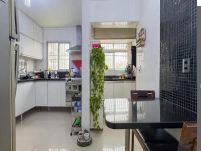 Apartamento para Venda, em S�o Paulo, bairro Vila Firmiano Pinto, 3 dormit�rios, 2 banheiros, 1 su�te, 2 vagas
