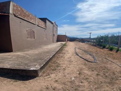 Casa para Loca��o, em Itabirito, bairro Cardoso, 3 dormit�rios, 2 banheiros, 2 vagas