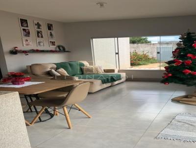 Casa para Venda, em Caldas Novas, bairro JARDIM PRIVE, 2 dormit�rios, 1 banheiro, 1 su�te, 1 vaga
