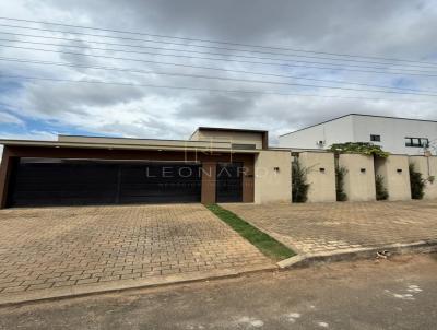 Casa para Venda, em Caldas Novas, bairro TURISTA 2, 3 dormit�rios, 1 banheiro, 1 su�te, 2 vagas