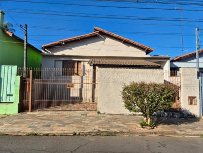 Casa para Loca��o, em Pirassununga, bairro CENTRO, 2 dormit�rios, 2 banheiros