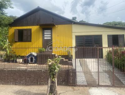 Casa para Venda, em Tr�s Passos, bairro �rico Ver�ssimo, 2 dormit�rios, 2 banheiros, 1 vaga