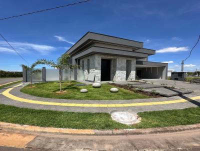 Casa em Condom�nio para Venda, em Senador Canedo, bairro Jardins Capri, 3 dormit�rios, 4 banheiros, 3 su�tes, 2 vagas