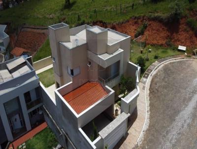 Casa para Venda, em Itajub�, bairro Pinheirinho, 3 dormit�rios, 2 banheiros, 3 su�tes, 2 vagas