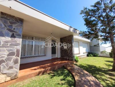 Casa para Venda, em Tr�s Passos, bairro Centro, 3 dormit�rios, 2 banheiros, 2 vagas